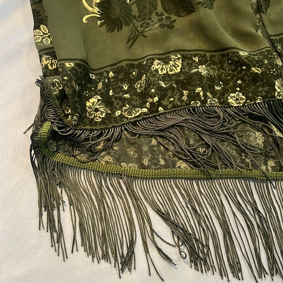 Charming Charlie Sheer Top - Picture 4 of 7